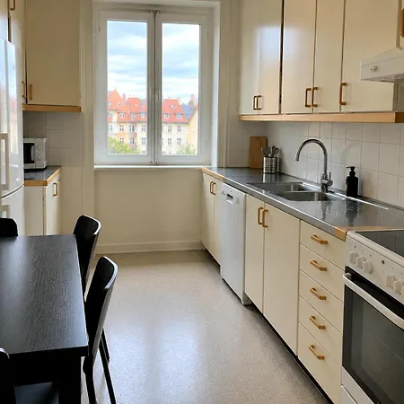 Apartment House *
